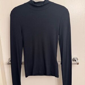 Abercrombie & Fitch medium Black Ribbed mock neck